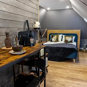 Escapade Place 11 N5b - Centre Appartement Dinan